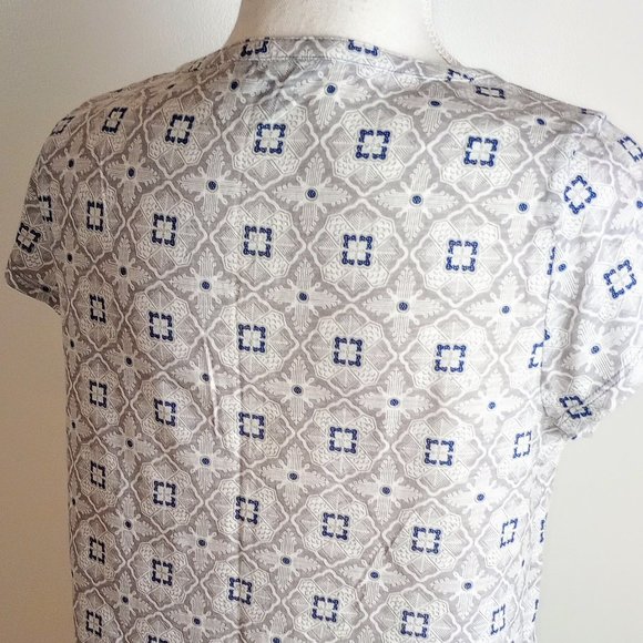 Women's Lucky Brand T Shirt - Picture 6 of 6